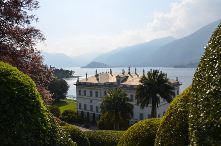Bellagio junto al Lago de Como durante la primavera