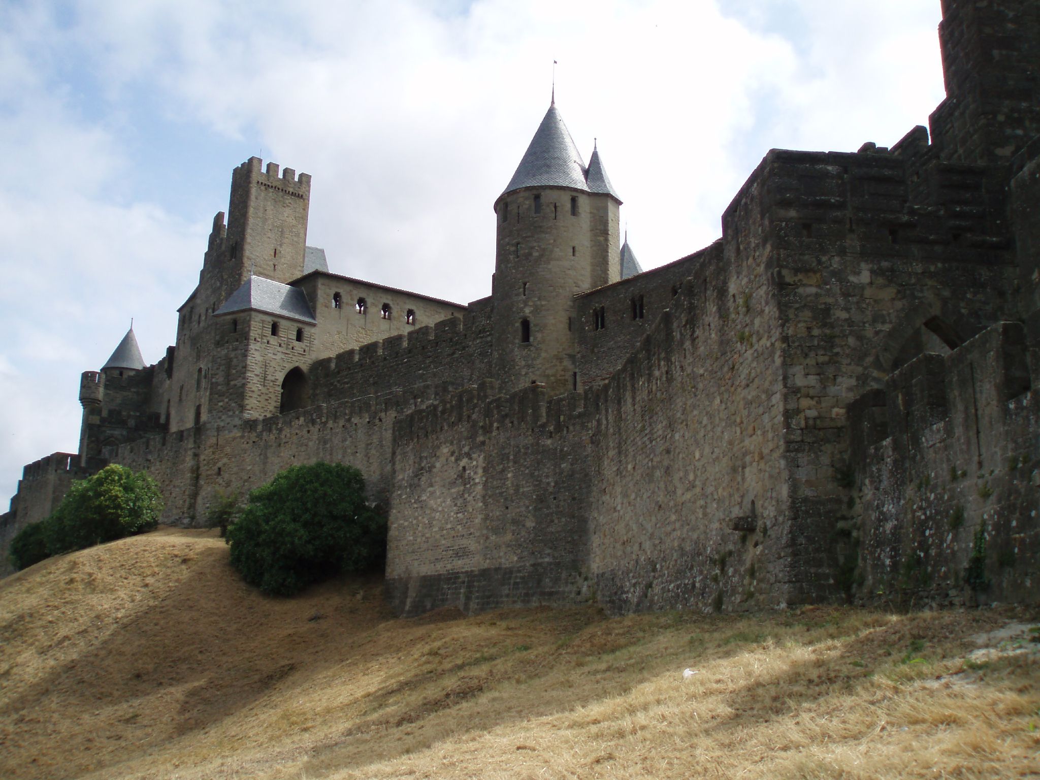 Murallas y torres medievales de la ciudadela de Carcasona
