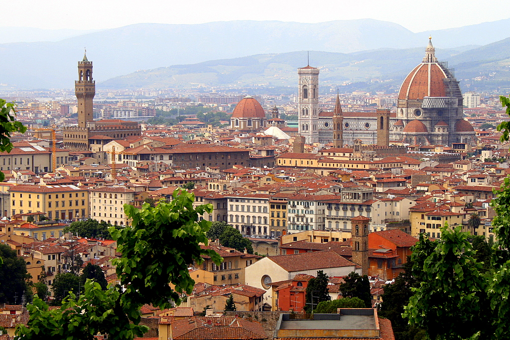 Vista panorámica de Florencia con la cúpula del Duomo